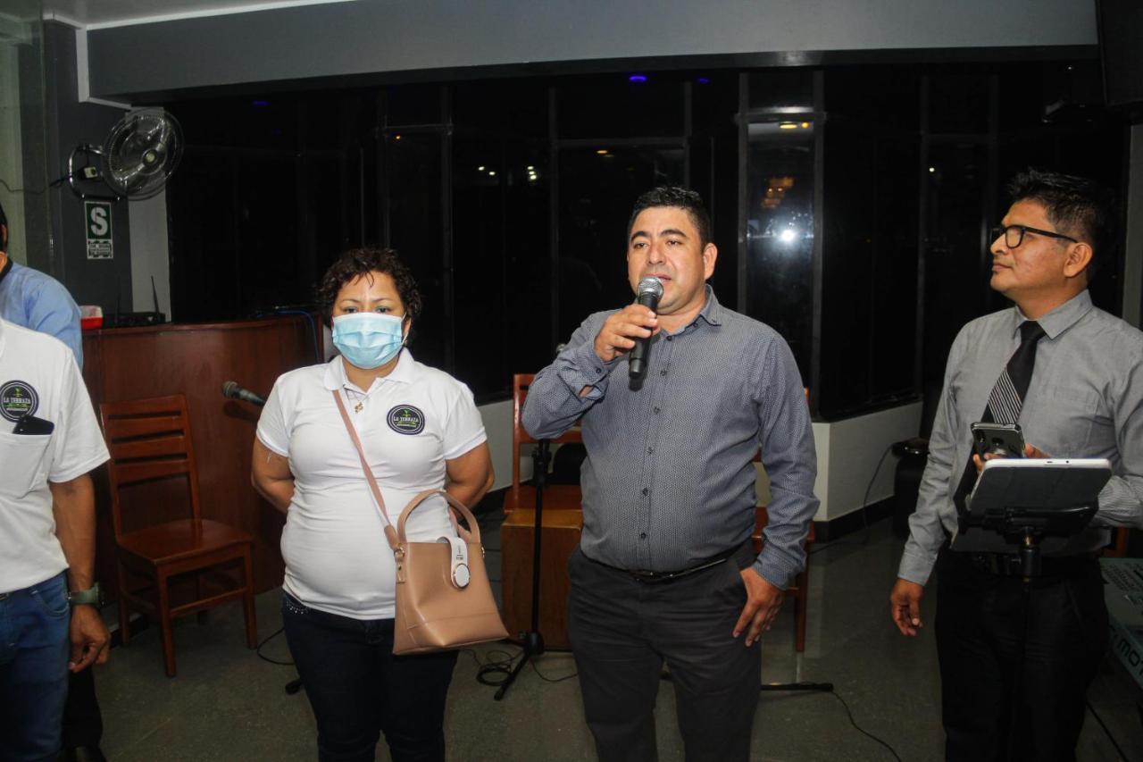 Hostal Puerto Terraza Yurimaguas ภายนอก รูปภาพ