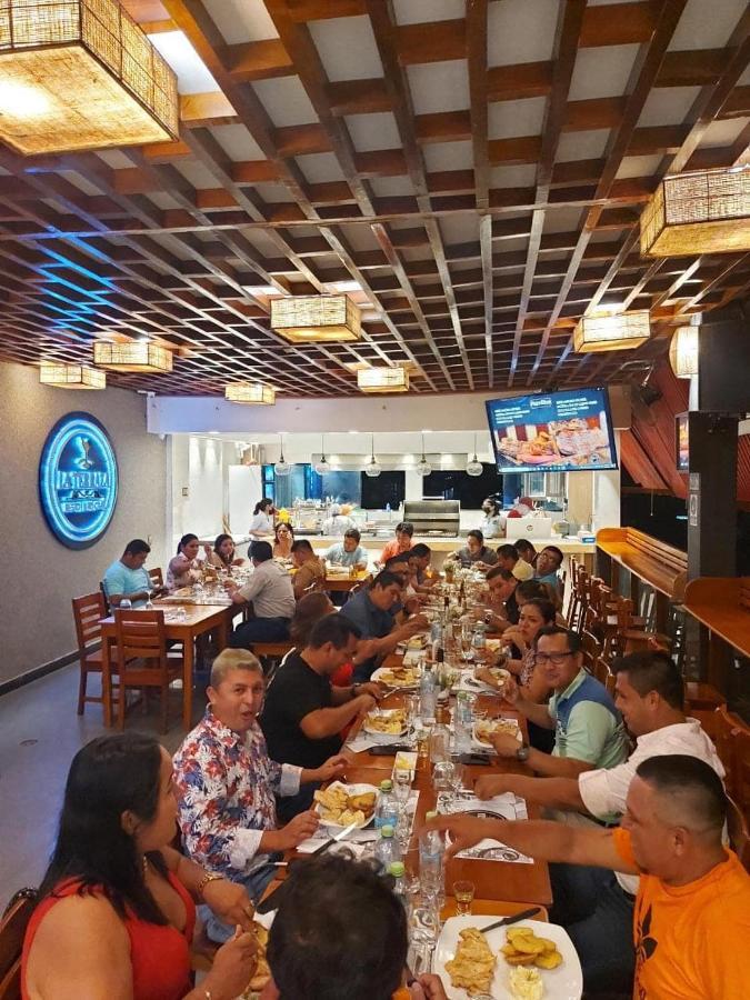 Hostal Puerto Terraza Yurimaguas ภายนอก รูปภาพ